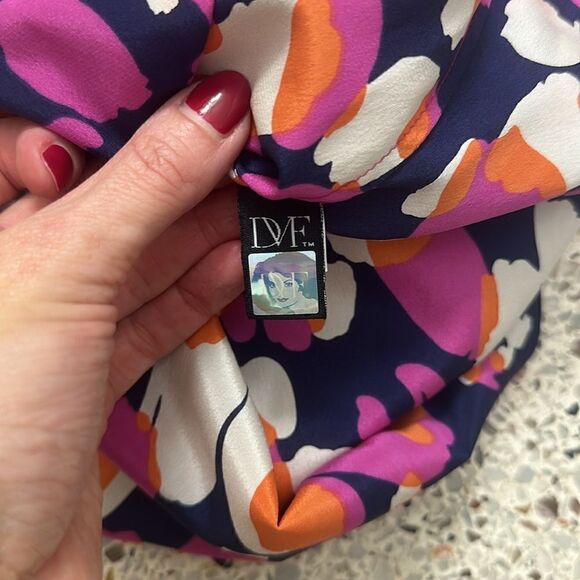 Diane Von Furstenburg DVF Manala pink print silk button up ruffle dress 4 - Picture 7 of 8